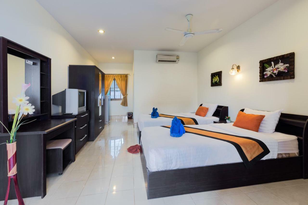 Batic House By Sharaya Hotel Karon Eksteriør bilde